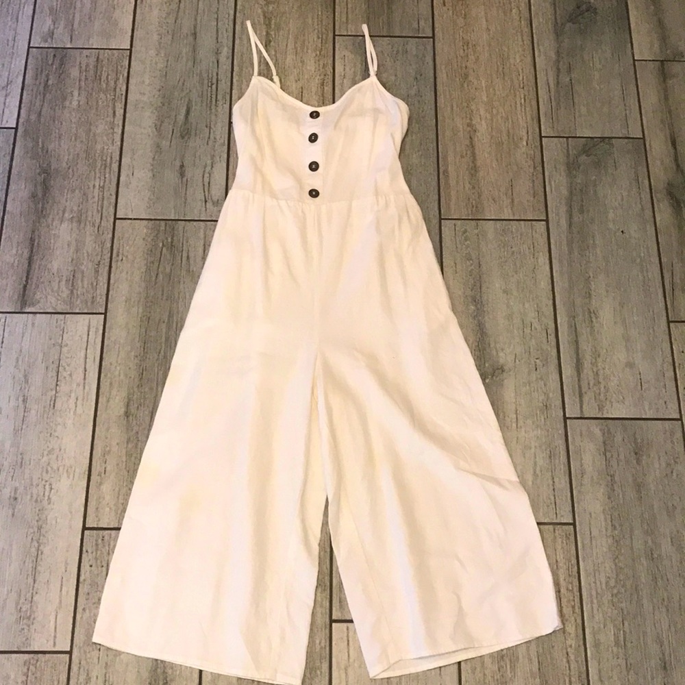 White jumper with pockets size S